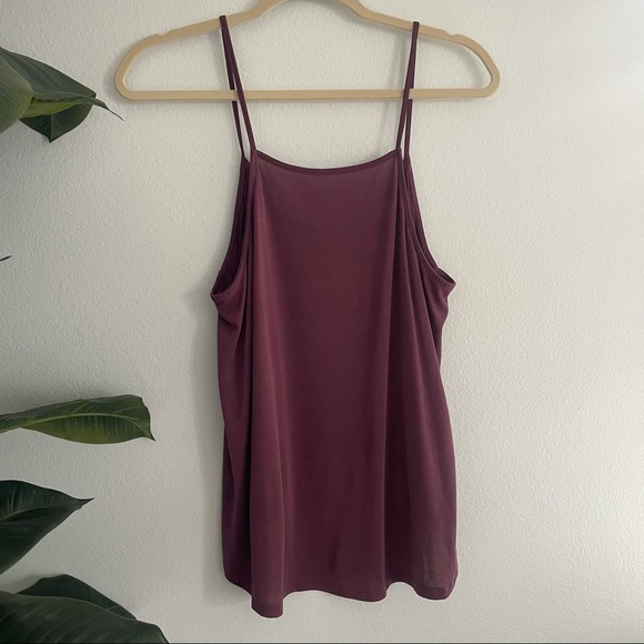 Express Top - Picture 2 of 7